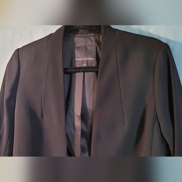 Banana Republic No-Button Blazer - Picture 2 of 6